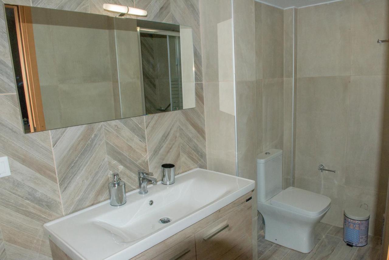 Rafaela Apartments Истро Экстерьер фото